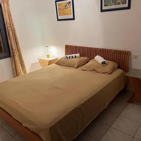 Canal Empuriabrava: Private Mooring, Pool & Air-conditioned